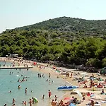 G.bakovic Apartment Jezera